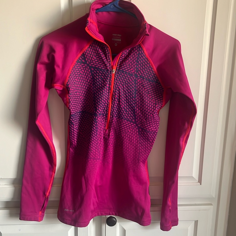 Nike sweater